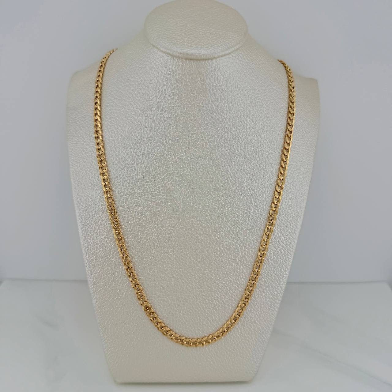 Cadena Cubana 4.5 g / 61 cm / 2.6 mm Oro Amarillo 18K