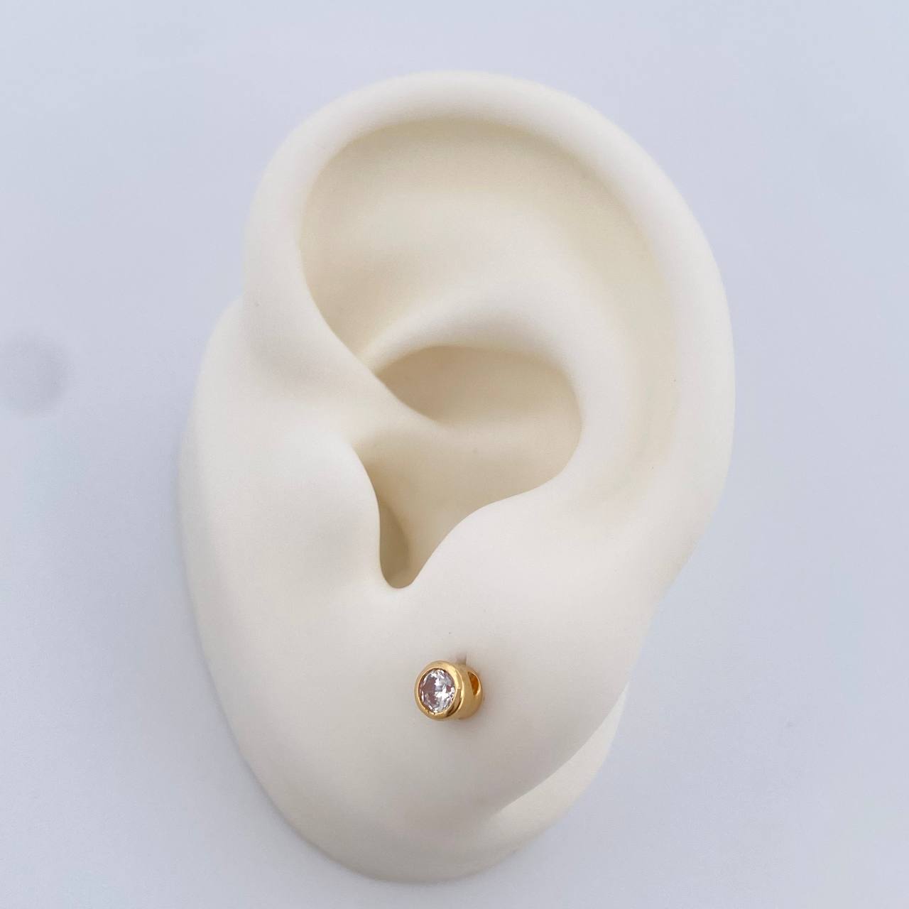 Topos Bisel 0.9gr / 3.8mm / Oro Amarillo 18K &