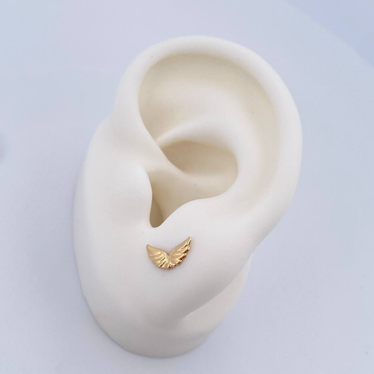 Topos Alas Angel 0.6gr / 9.35mm / Oro Amarillo 18K &