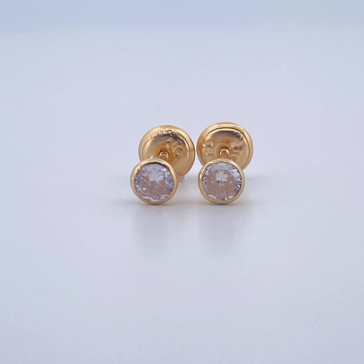 Topos Bisel 0.65gr / 4.02mm / Oro Amarillo 18K &