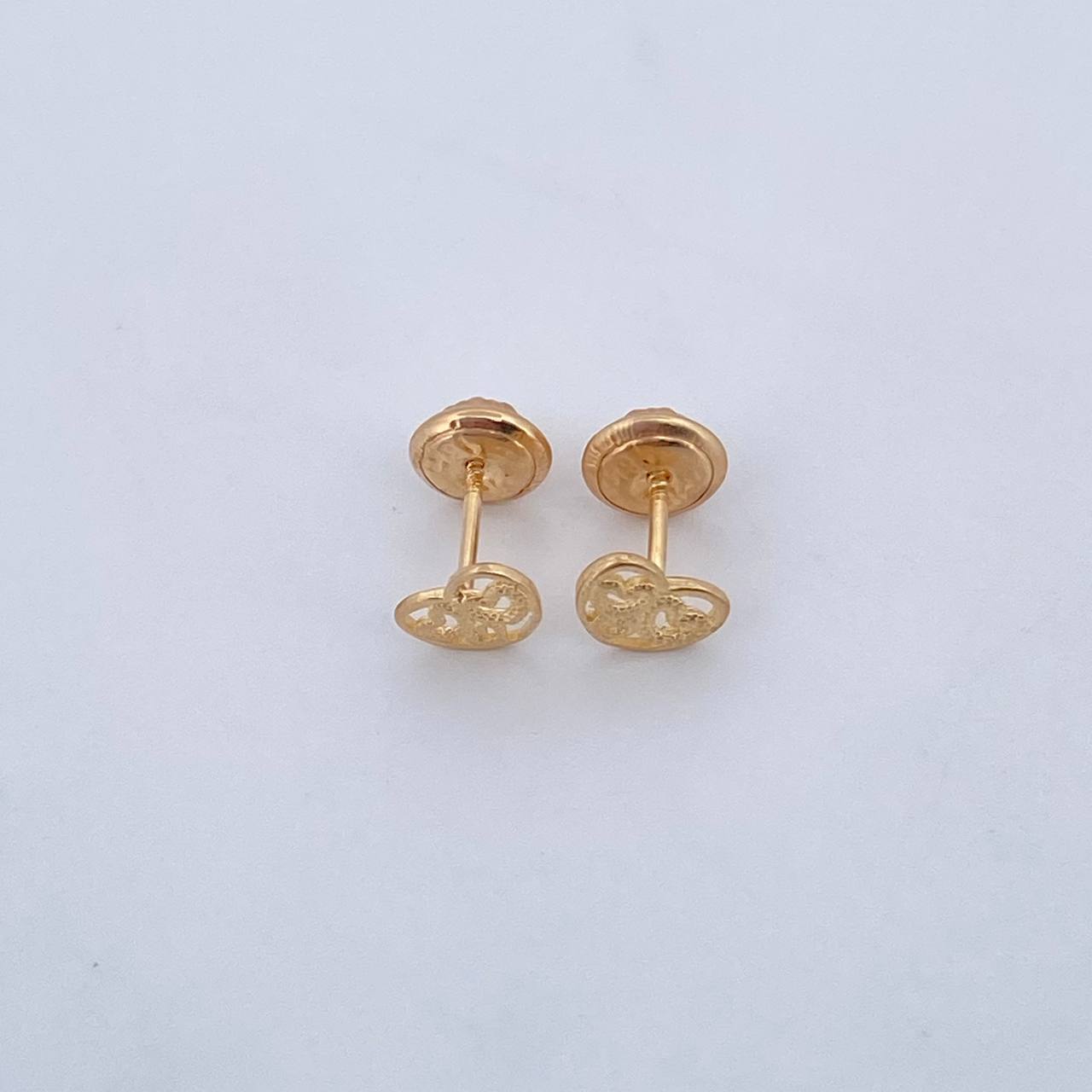 Topos Silueta Corazones 0.6gr / 6.1mm / Oro Amarillo 18K &