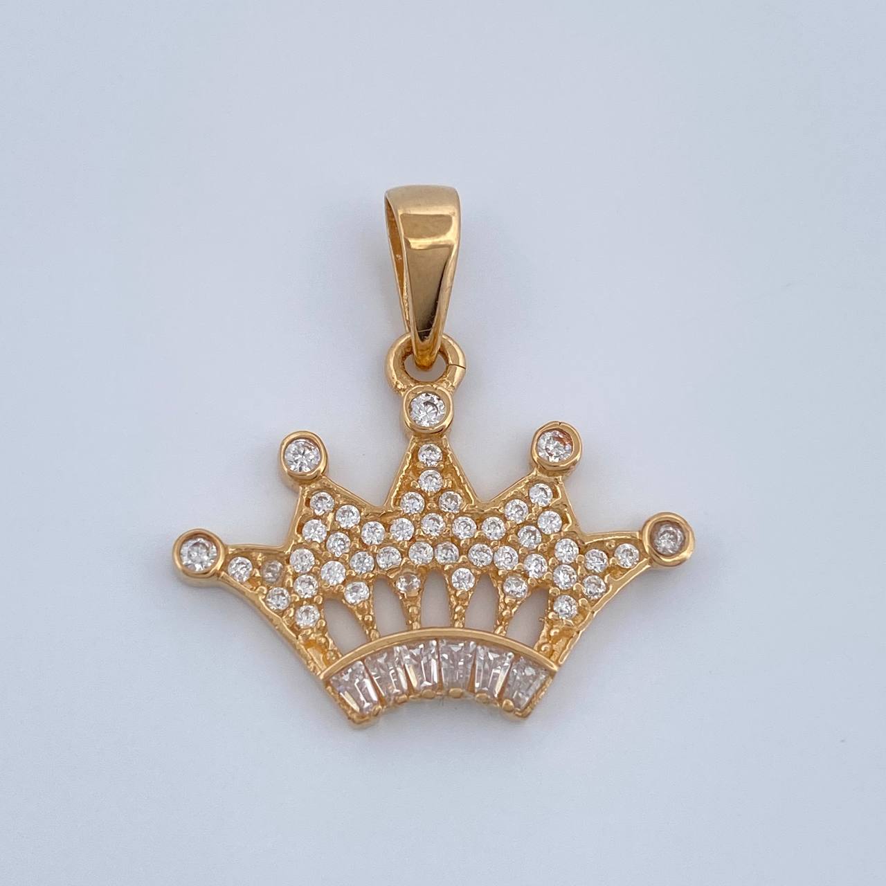 Dije Corona 1.85gr / 2.2cm / Oro Amarillo 18K %