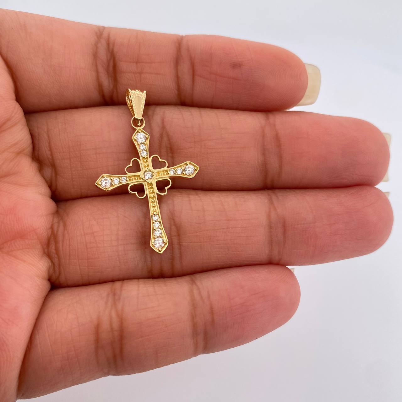 Dije Cruz Corazones 1.25gr / 3.2cm / Oro Amarillo 18K %