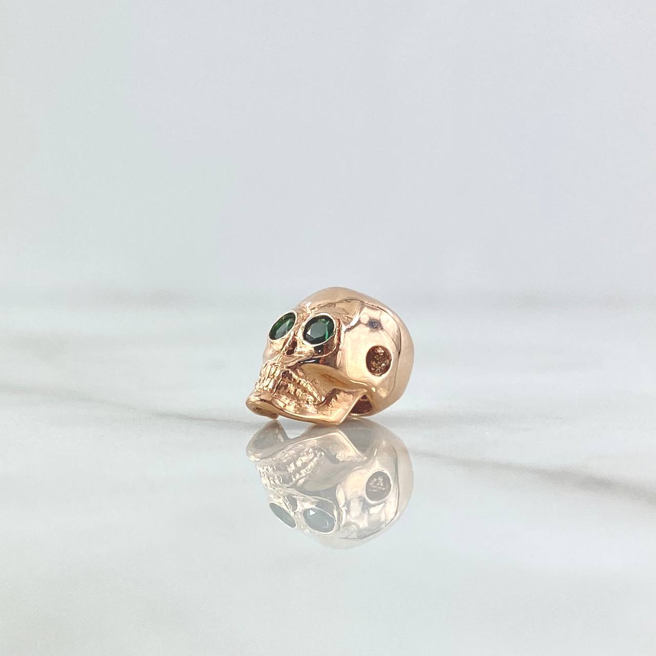 Herraje Calavera 2.35gr / 1cm / Circones Verdes Oro Rosa 18K *
