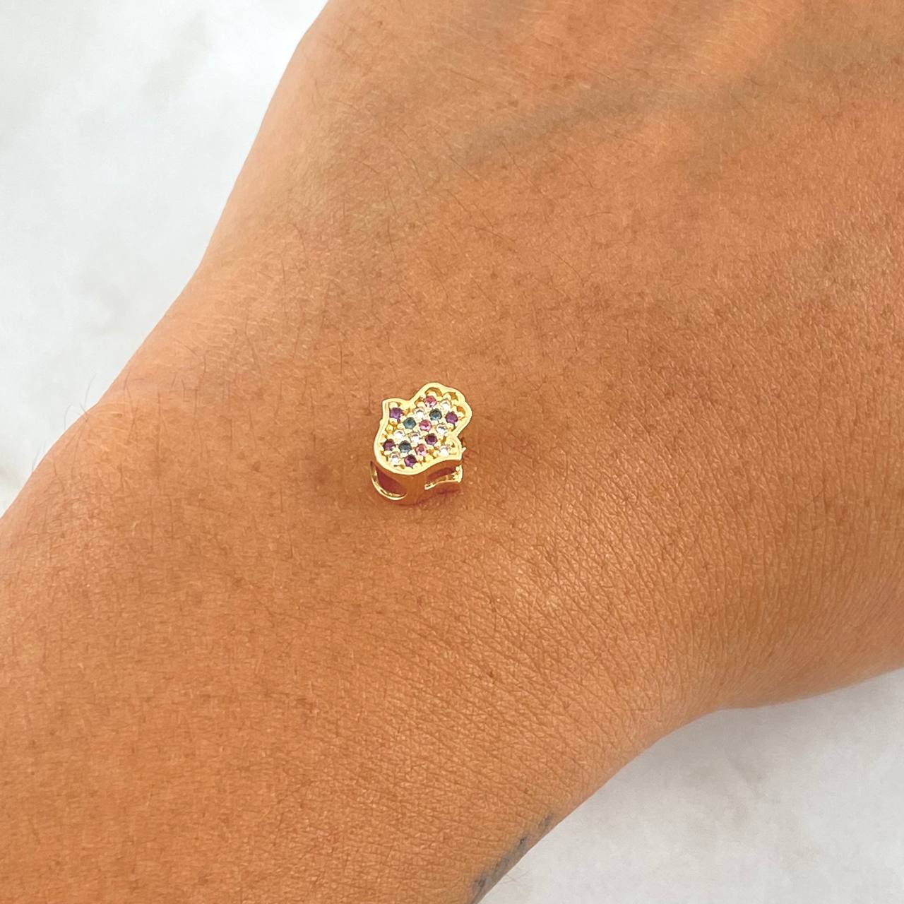 Herraje Mano Hamsa 0.9gr / 1cm / Circones De Colores Oro Amarillo 18K *