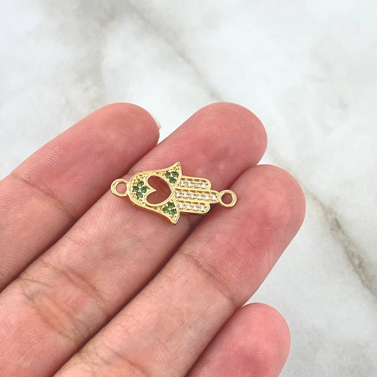 Herraje Mano Hamsa 1.3gr / 2cm / Corazón Invertido - Circones Blancos Y Verdes Oro Amarillo 18K *