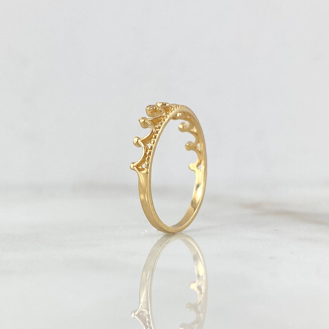 Anillo Corona Punteada 1.5gr / T6 1/4 / Circones Blancos Oro Amarillo