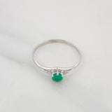 Anillo Solitario Esmeralda 0.21pts 1.2g / T7 Oro Blanco 18K