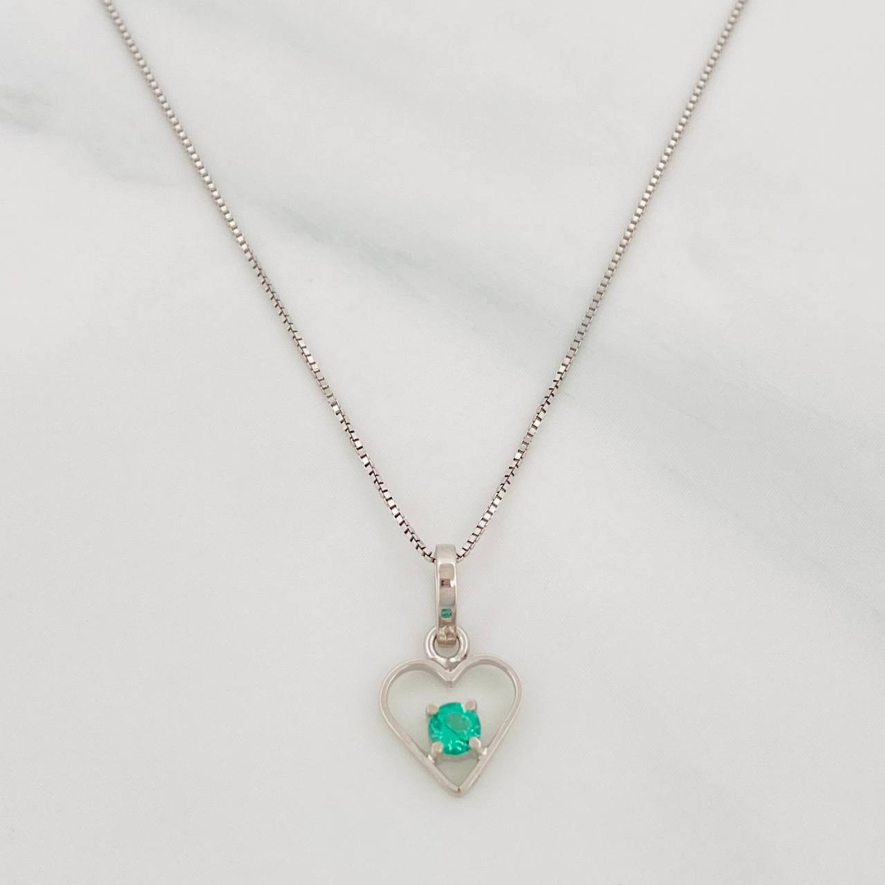 Set Cadena Veneciana + Dije Corazon Esmeralda 0.7pts / 1.65g / 45cm Oro Blanco 18K