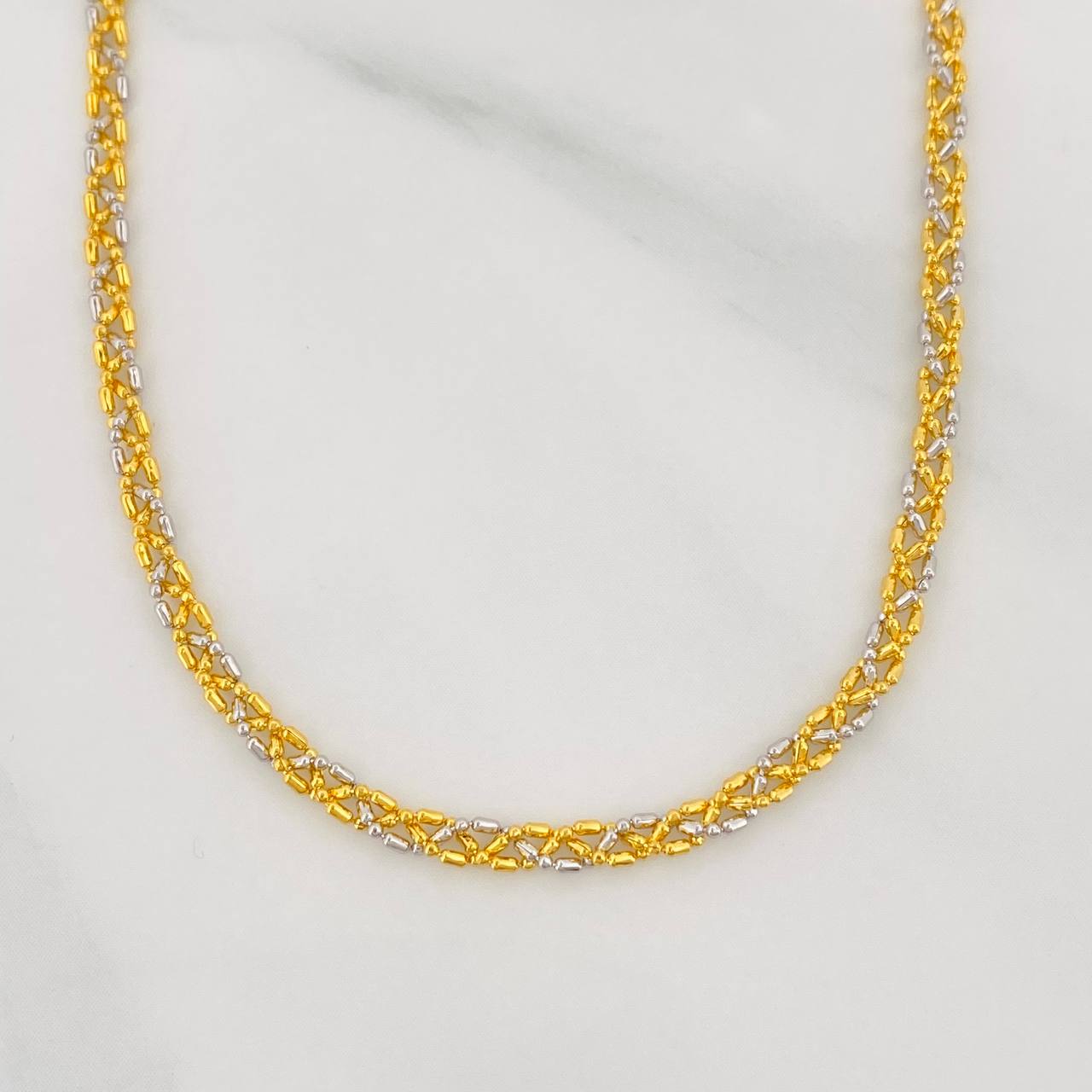 Cadena Morse 8.15g / 70cm / 2.4mm Dos Oros Amarillo Blanco 18K