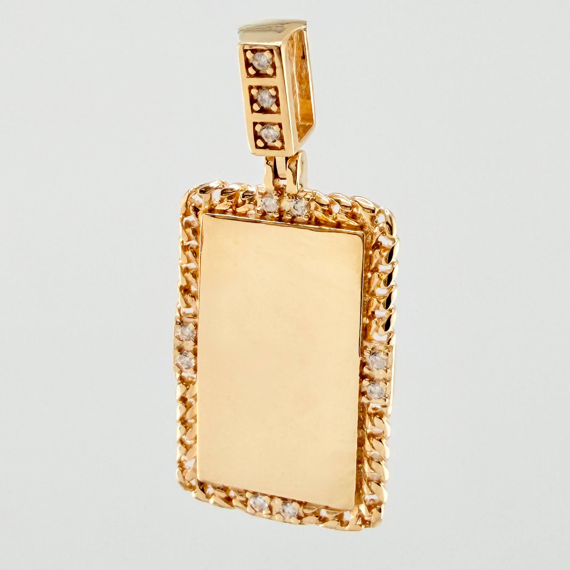 Dije Placa Bordeada 2.4gr / 2.7cm / Oro Amarillo 18K