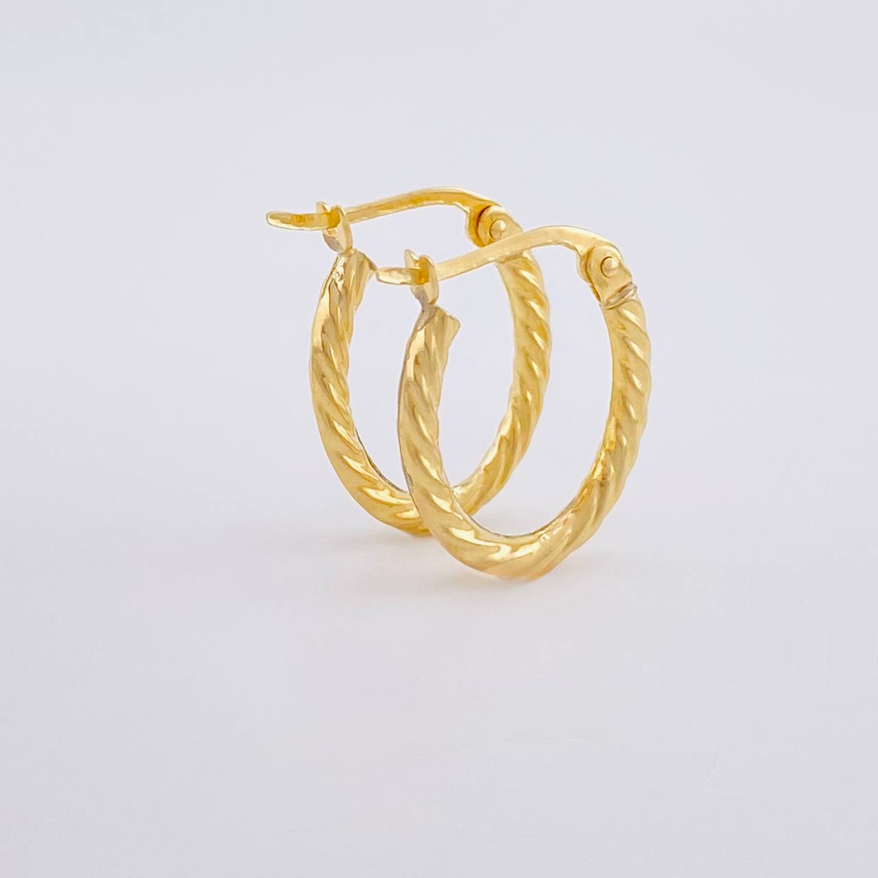 Candongas Mary Ovalada 1.2g / 1.7cm Oro Amarillo 18K