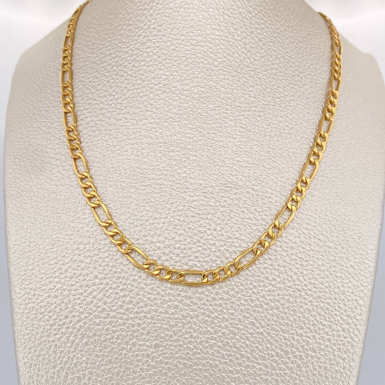 Cadena Figaro 9.25gr / 60.5cm / 4.13mm Oro Amarillo +1 18K $