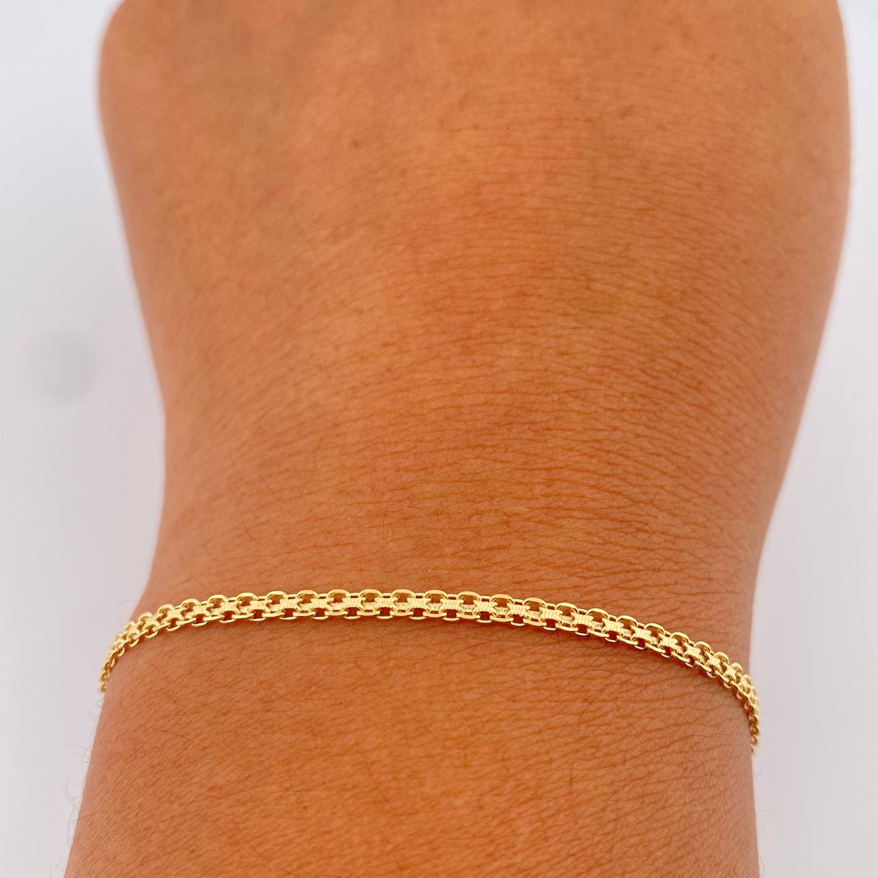 Pulso Chino 1.85gr / 18cm / 2mm Oro Amarillo +1 18K $