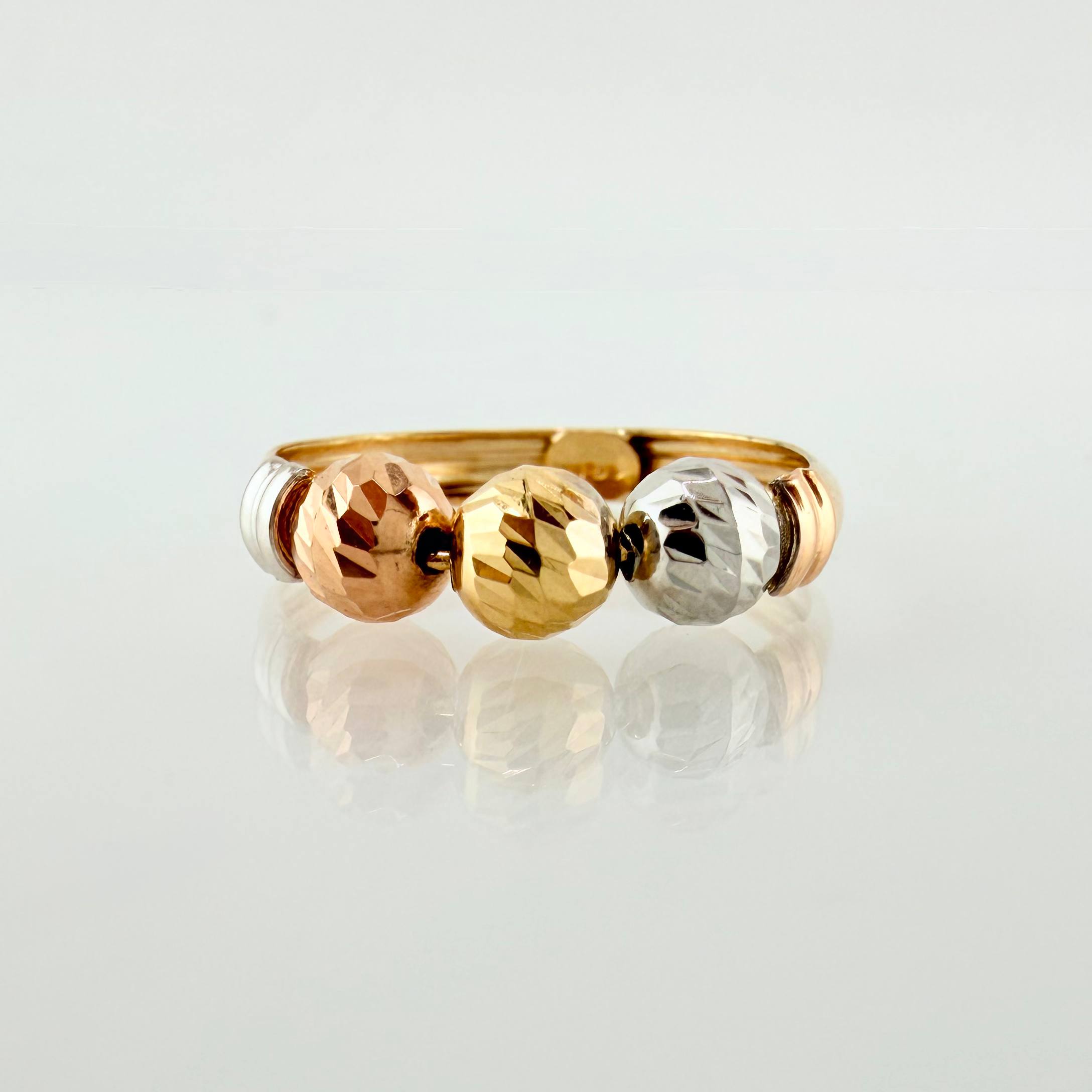 Anillo Trio Bolas Diamantado   1.5gr / T6 1/2 / Tres Oros 18K *