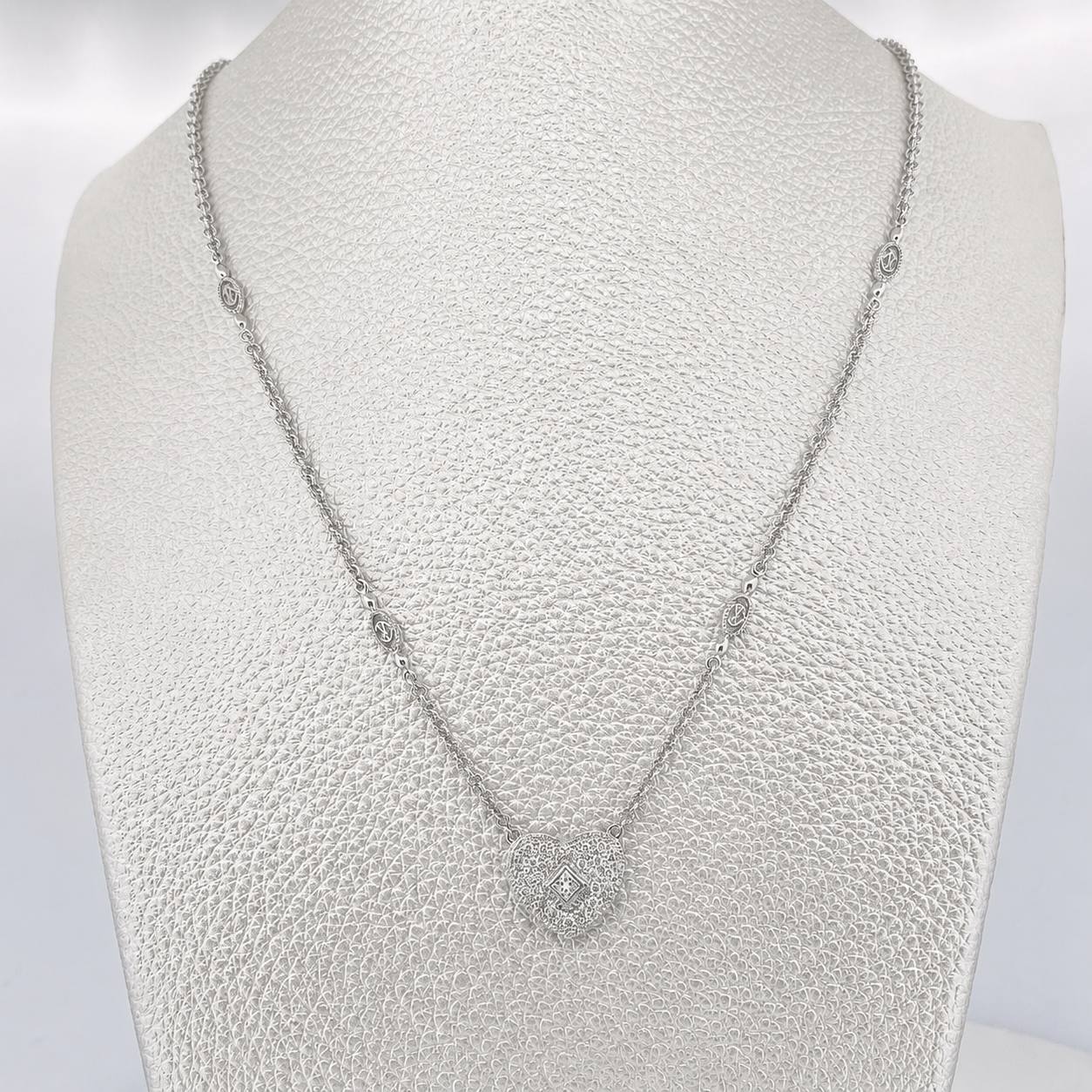 Cadena Aro Seguido Corazon Diamantes 25Pts 8.75 g / 41 cm / 1.23 mm Oro Blanco 18K