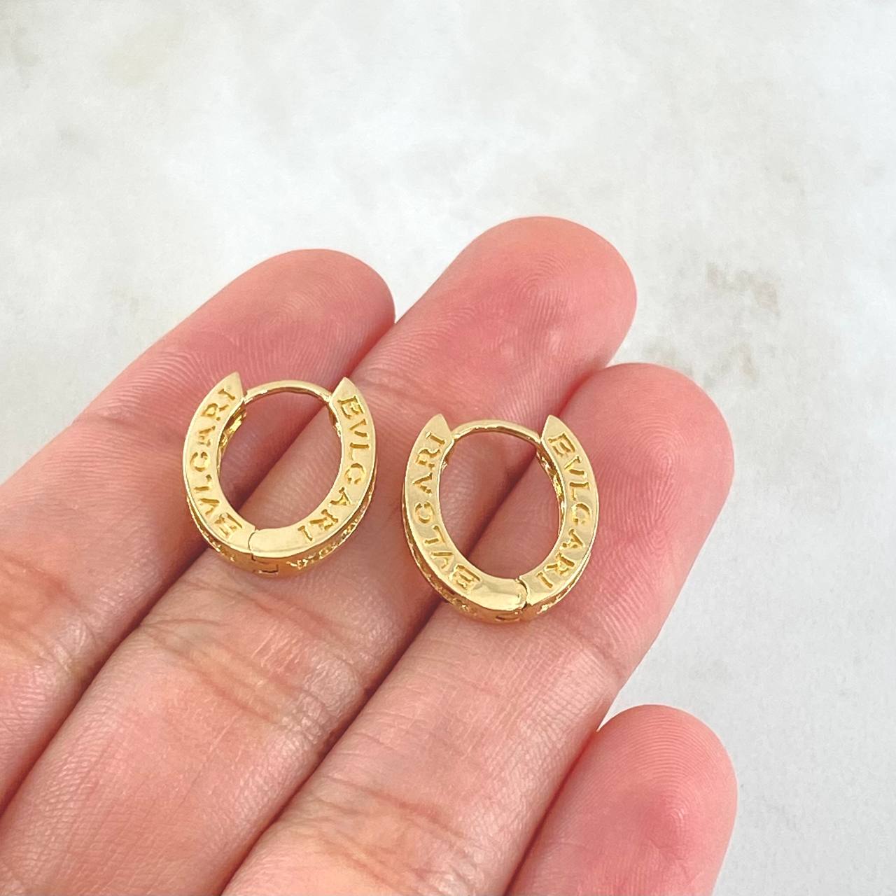 Candongas Carril Rustico 4.4gr / 1.5cm / Oro 18K