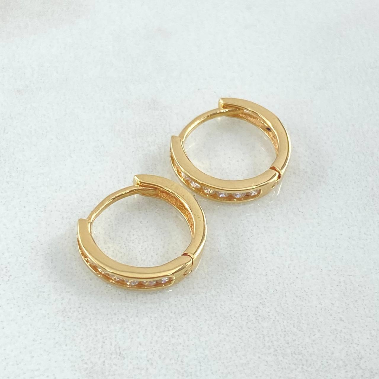 Candongas Carril 1.85gr / 1.2cm / Oro 18K