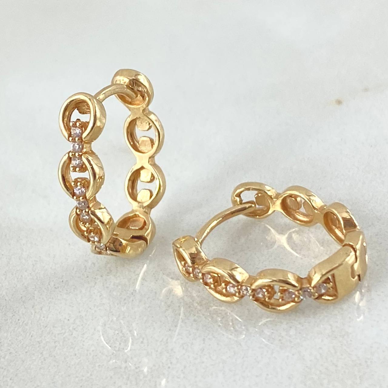 Candongas Eslabones Circulares 2.9gr / 1.5cm / Oro 18K
