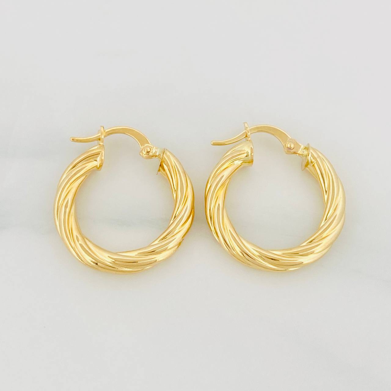 Candongas Mary 2.7g / 2.2cm Oro Amarillo 18K