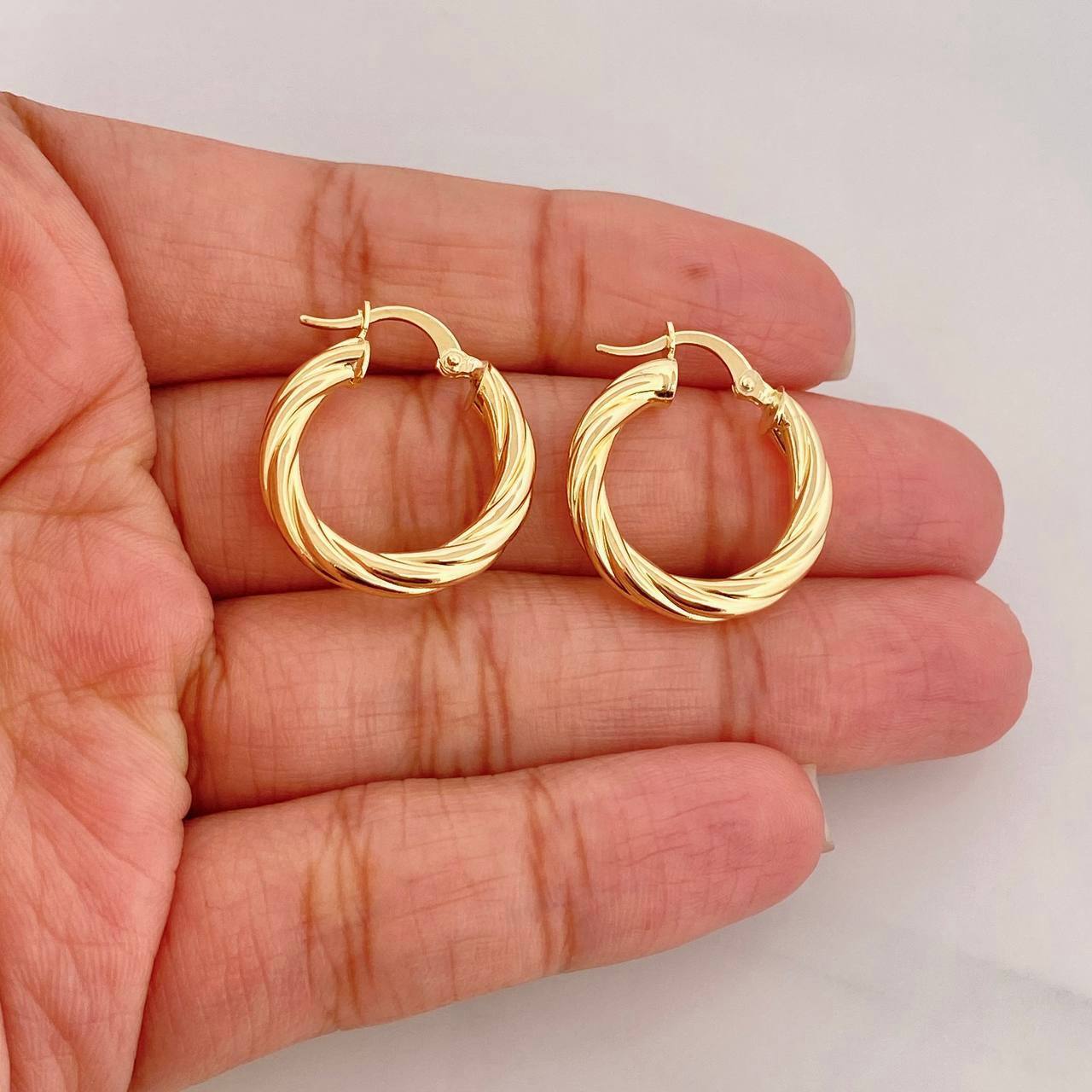 Candongas Mary 2.7g / 2.2cm Oro Amarillo 18K