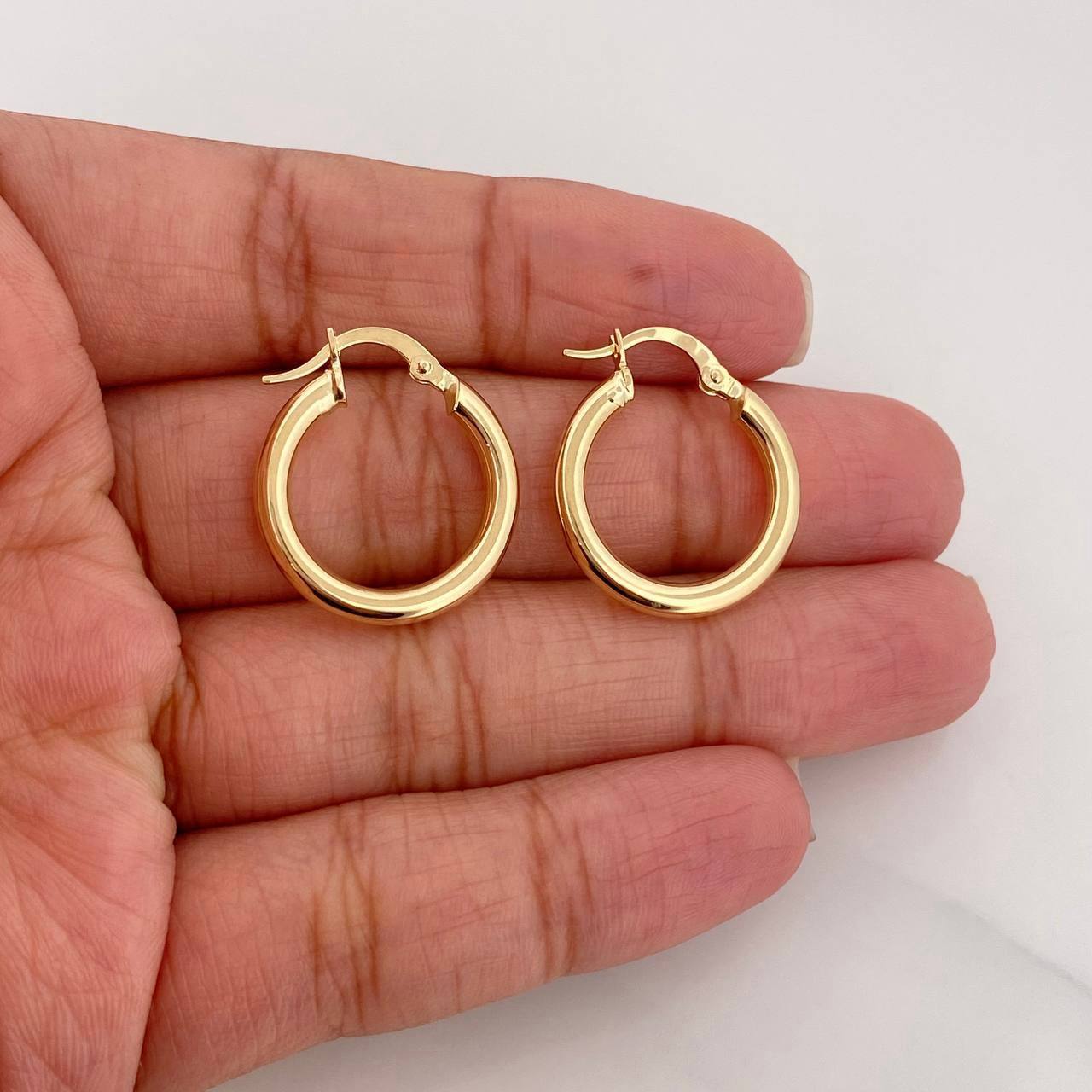Candongas Aro Liso 2.15g / 2.2cm Oro Amarillo 18K