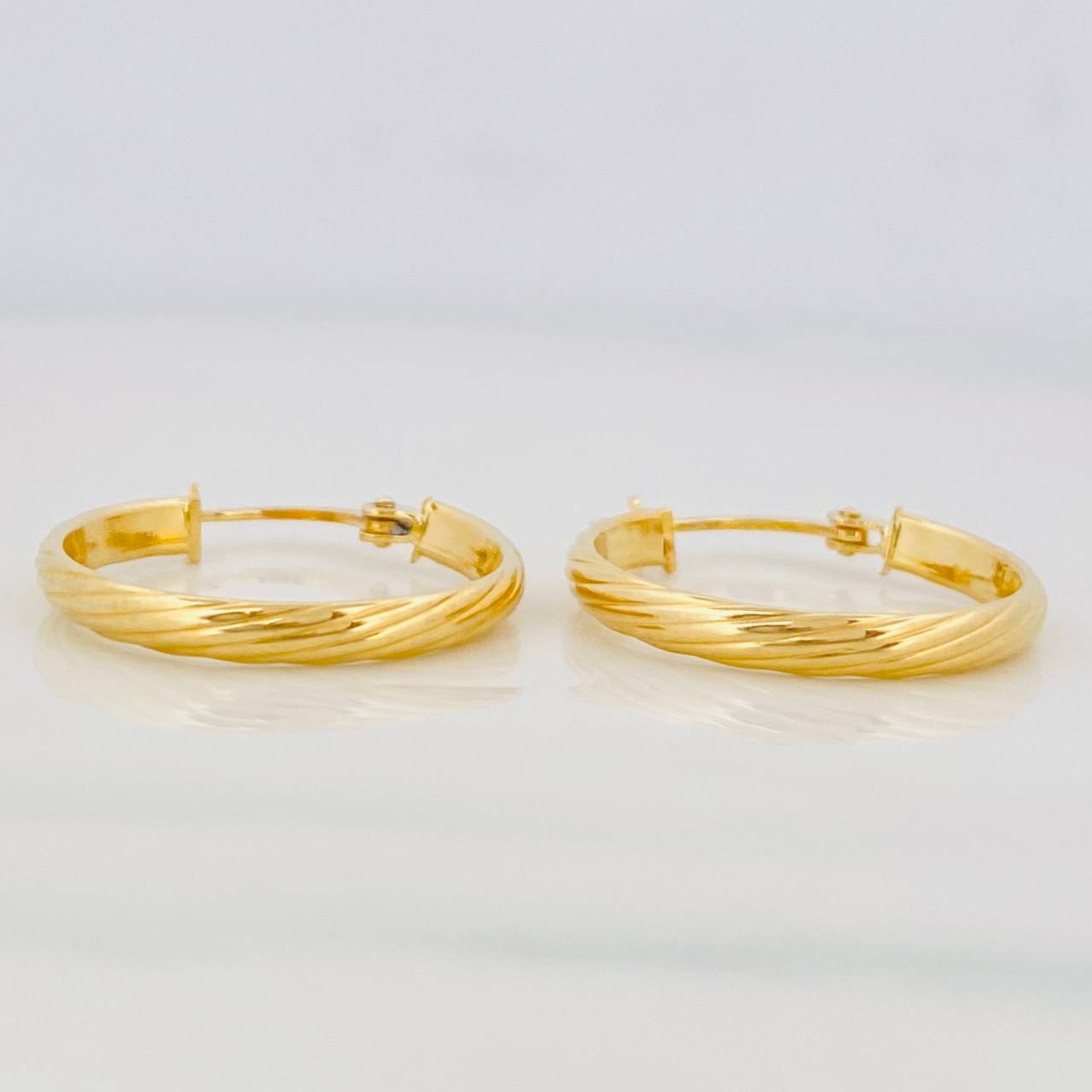 Candongas Mary 1.4g / 2.2cm Oro Amarillo 18K