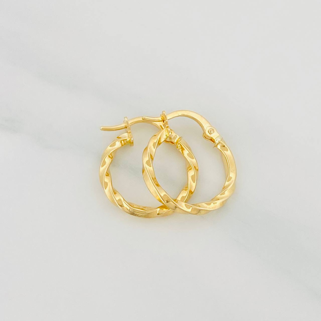 Candongas Kari 1.15g / 1.9cm Oro Amarillo 18K
