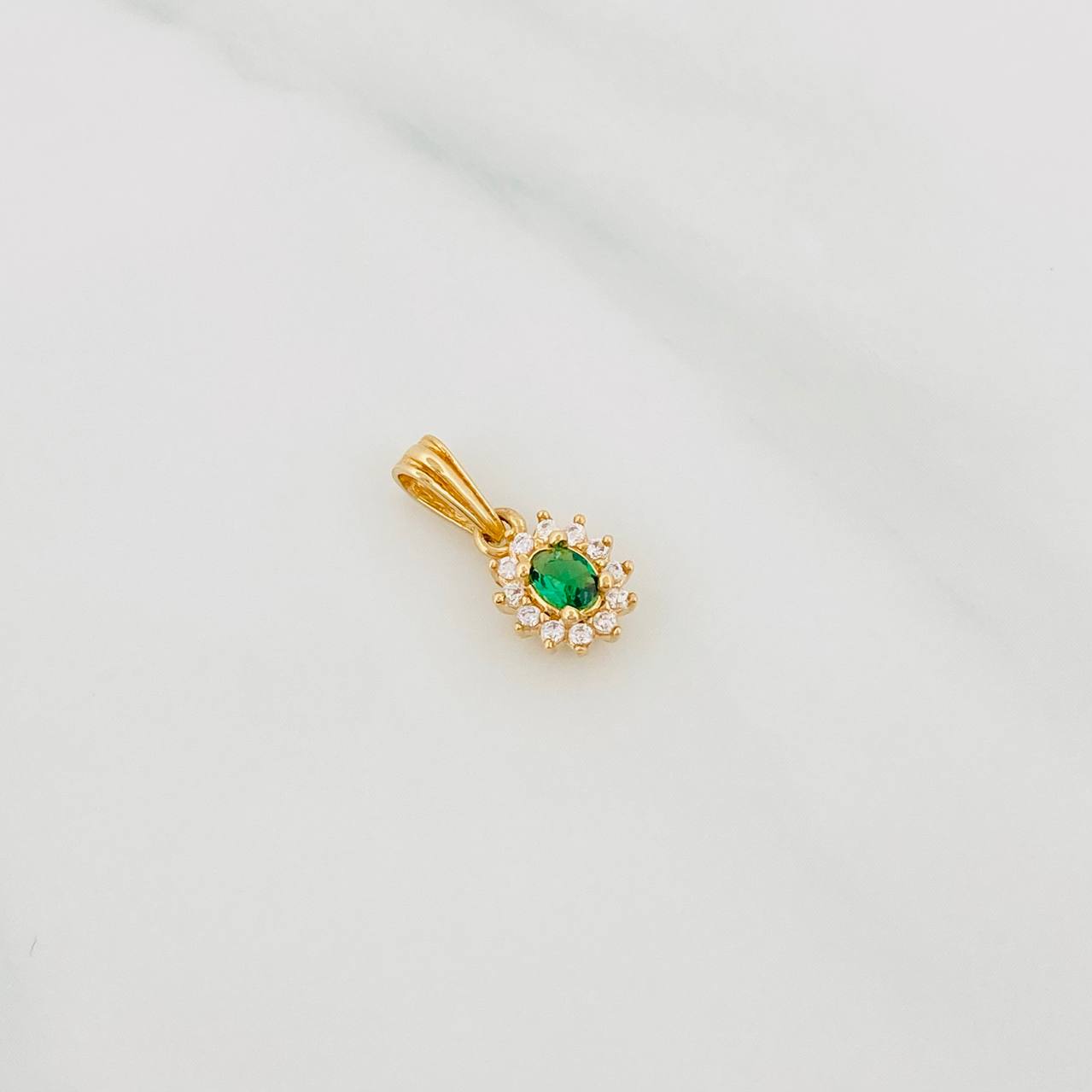 Dije Halo Circulo 1.15g / 1.5cm Oro Amarillo 18K