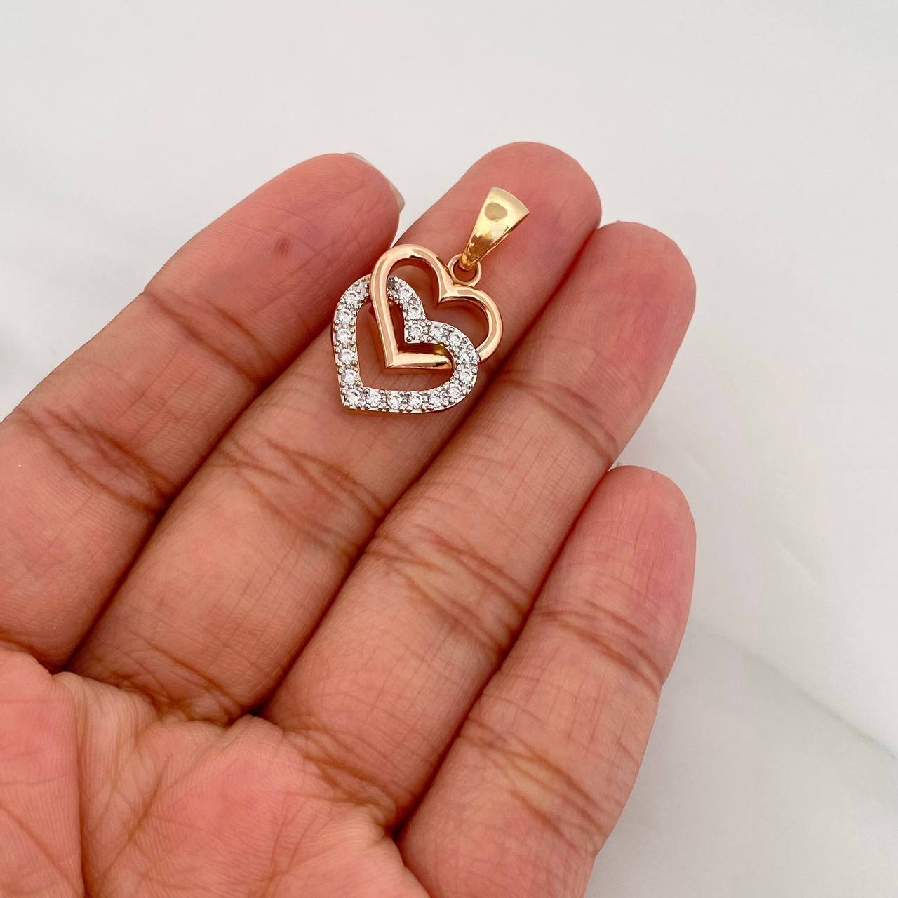 Dije Corazones 2.45g / 2.7cm Tres Oros 18K