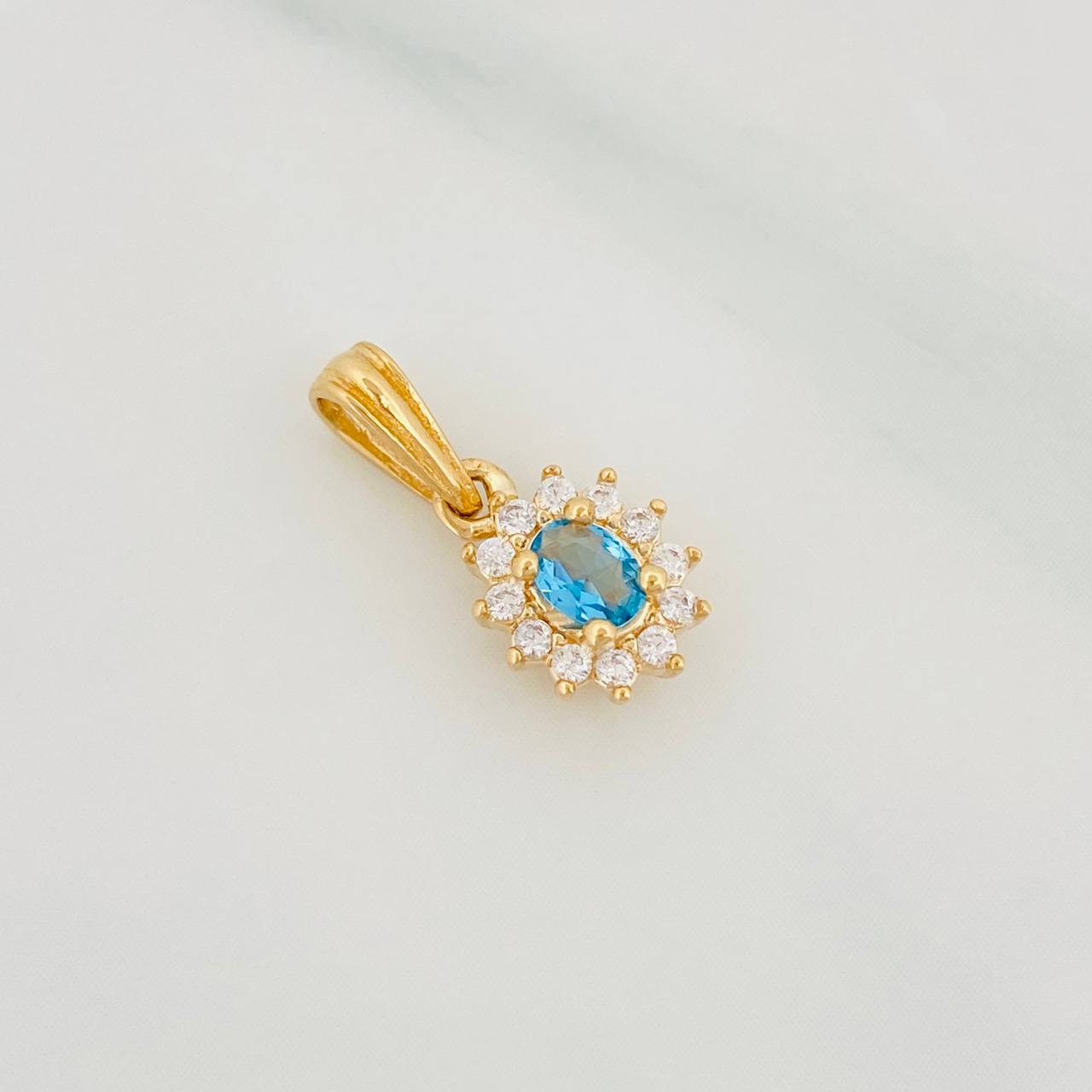 Dije Halo Circulo 1.2g / 1.5cm Oro Amarillo 18K