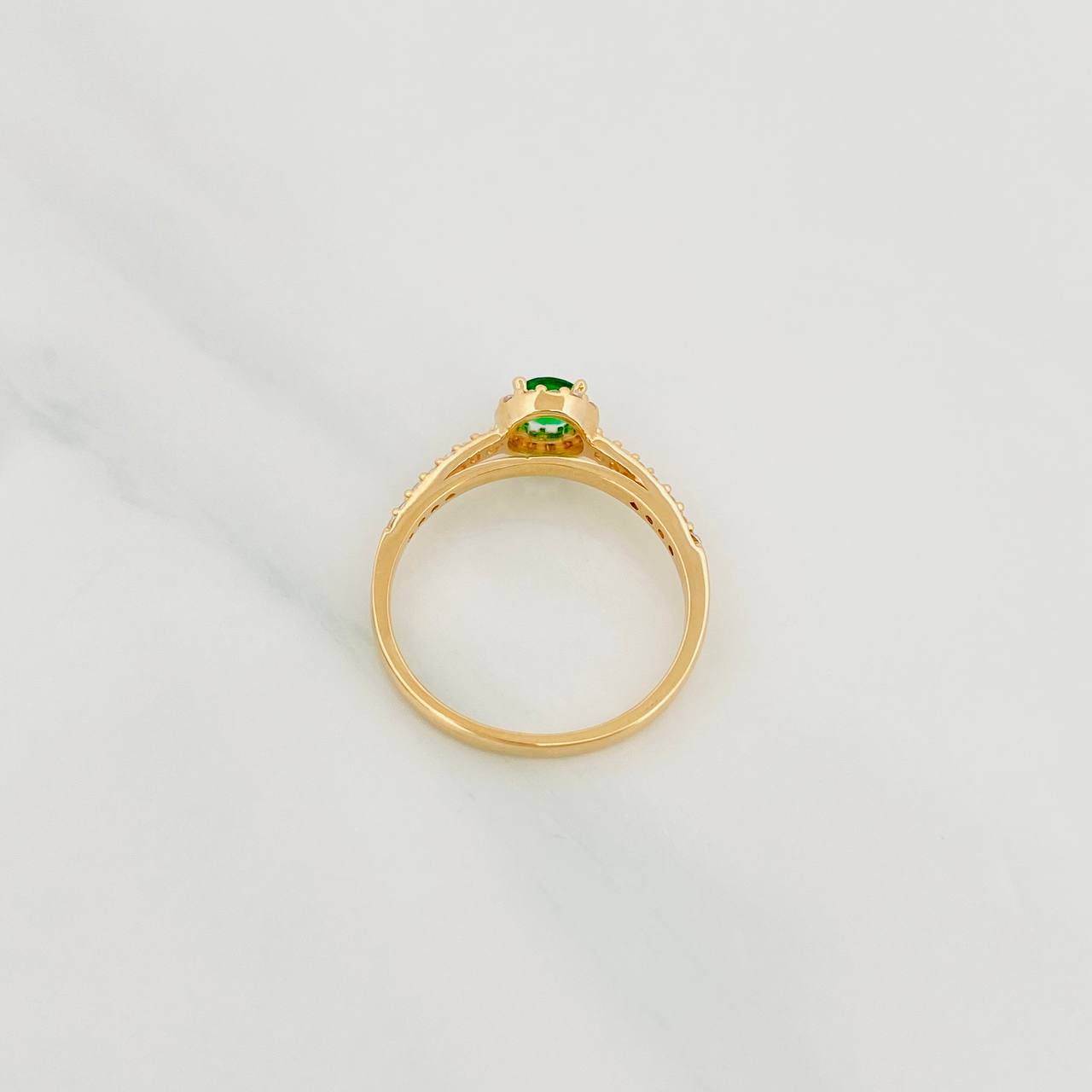 Anillo Halo Circulo 2.35g / T7 Oro Amarillo 18K