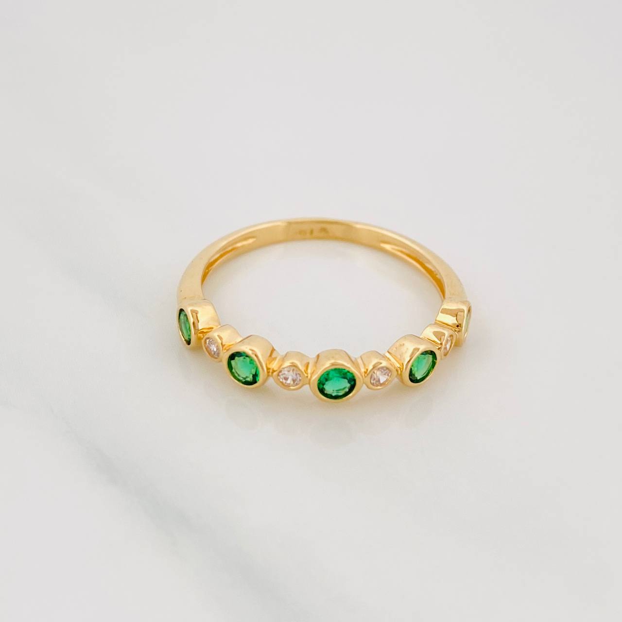 Anillo Circulos 1.75g / T6 Oro Amarillo 18K