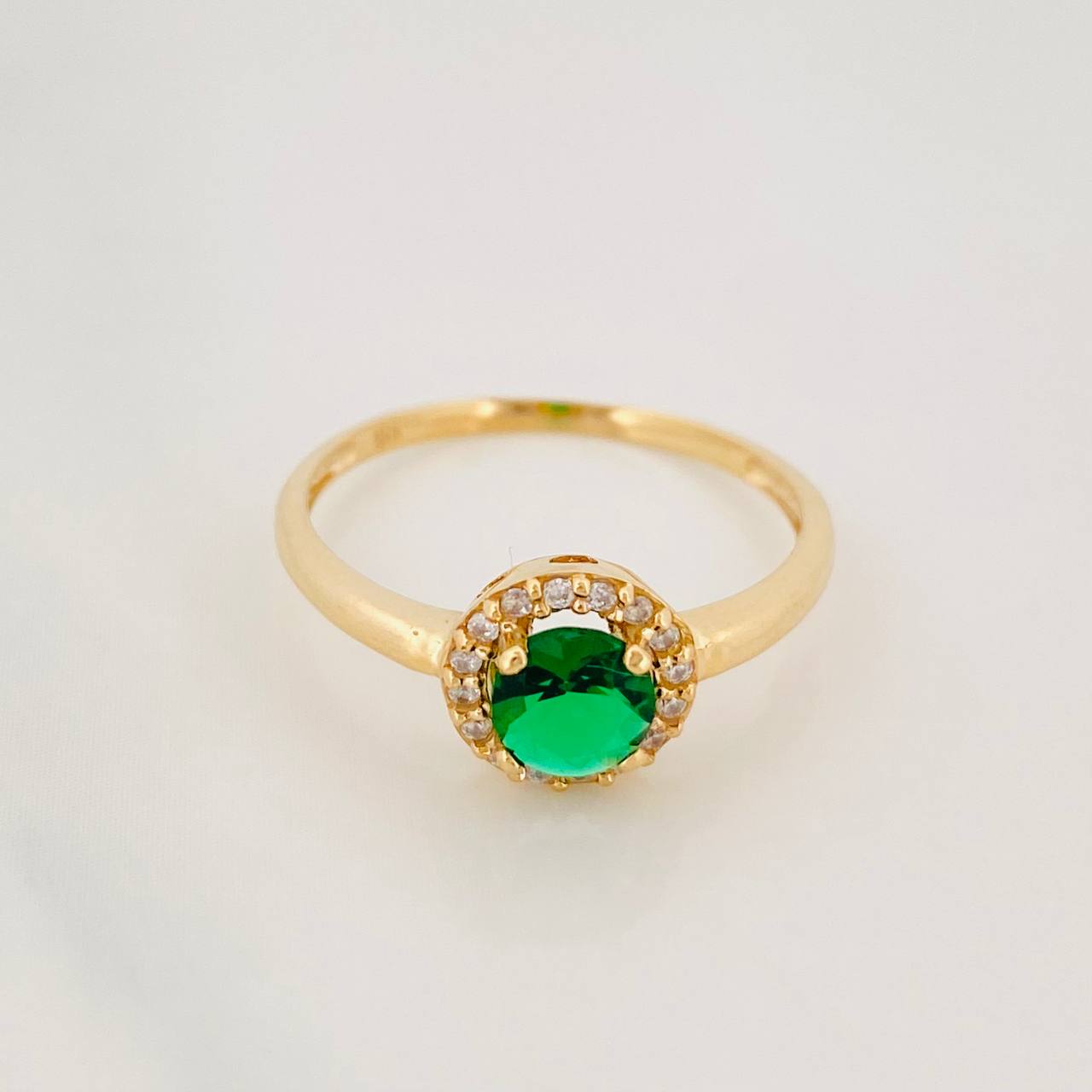 Anillo Halo Circulo 1.65g / T6 1/2 Oro Amarillo 18K
