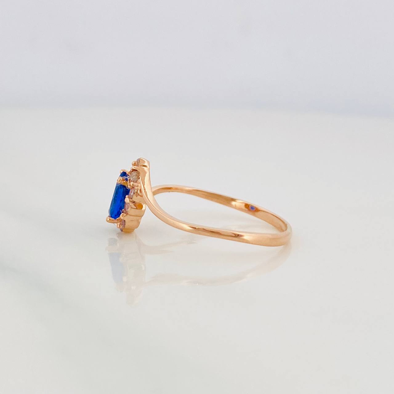 Anillo Halo Gota 1.35g / T5 1/2 Oro Rosa 18K