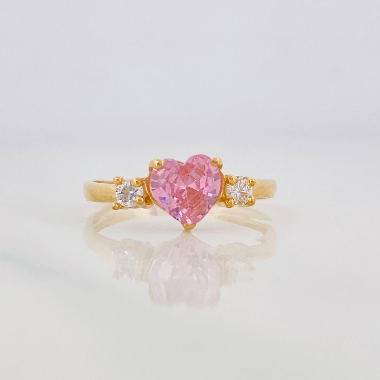 Anillo Corazon 1.95g / T7 1/2 Oro Amarillo 18K
