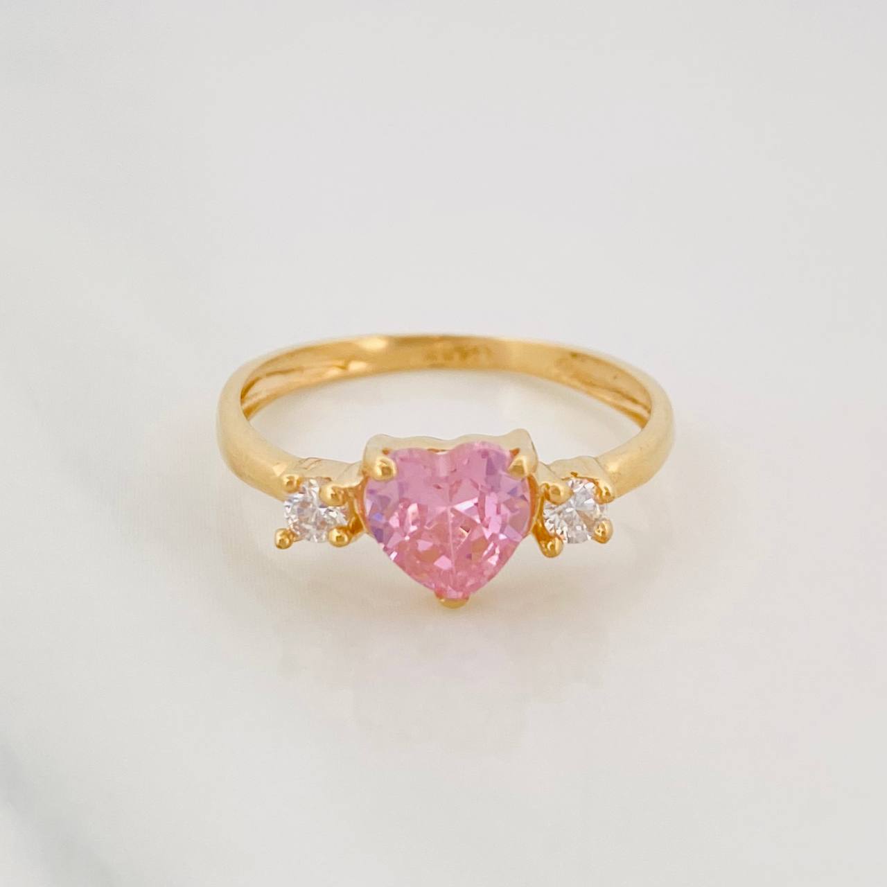 Anillo Corazon 1.65g / T6 Oro Amarillo 18K