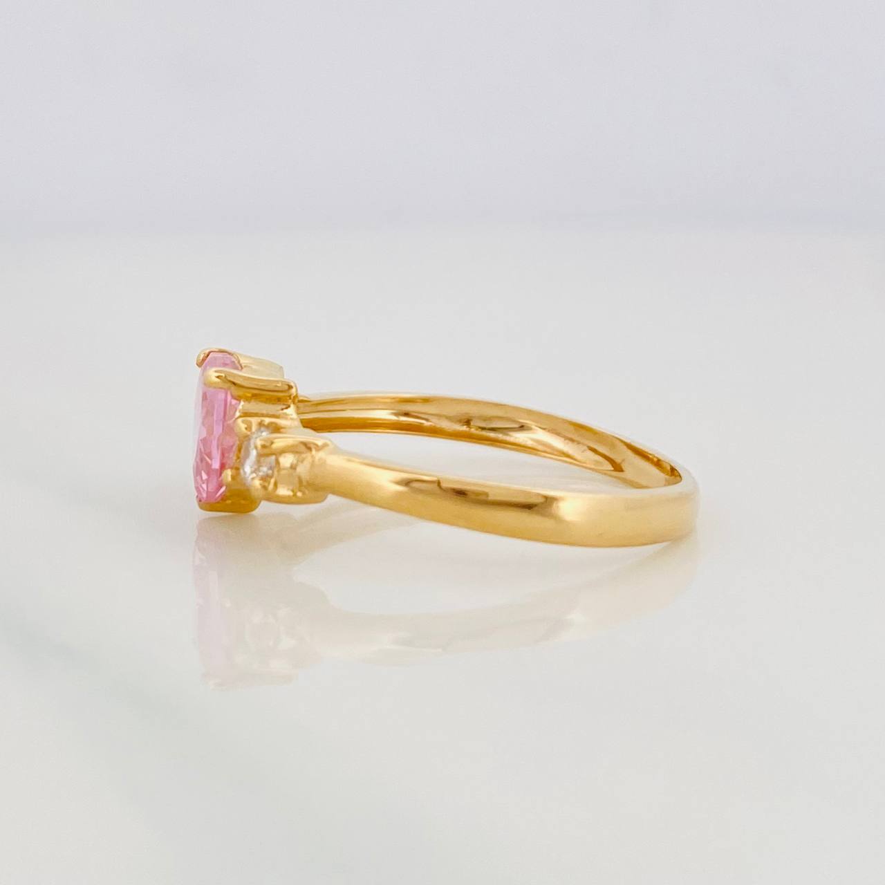 Anillo Corazon 1.95g / T7 1/2 Oro Amarillo 18K