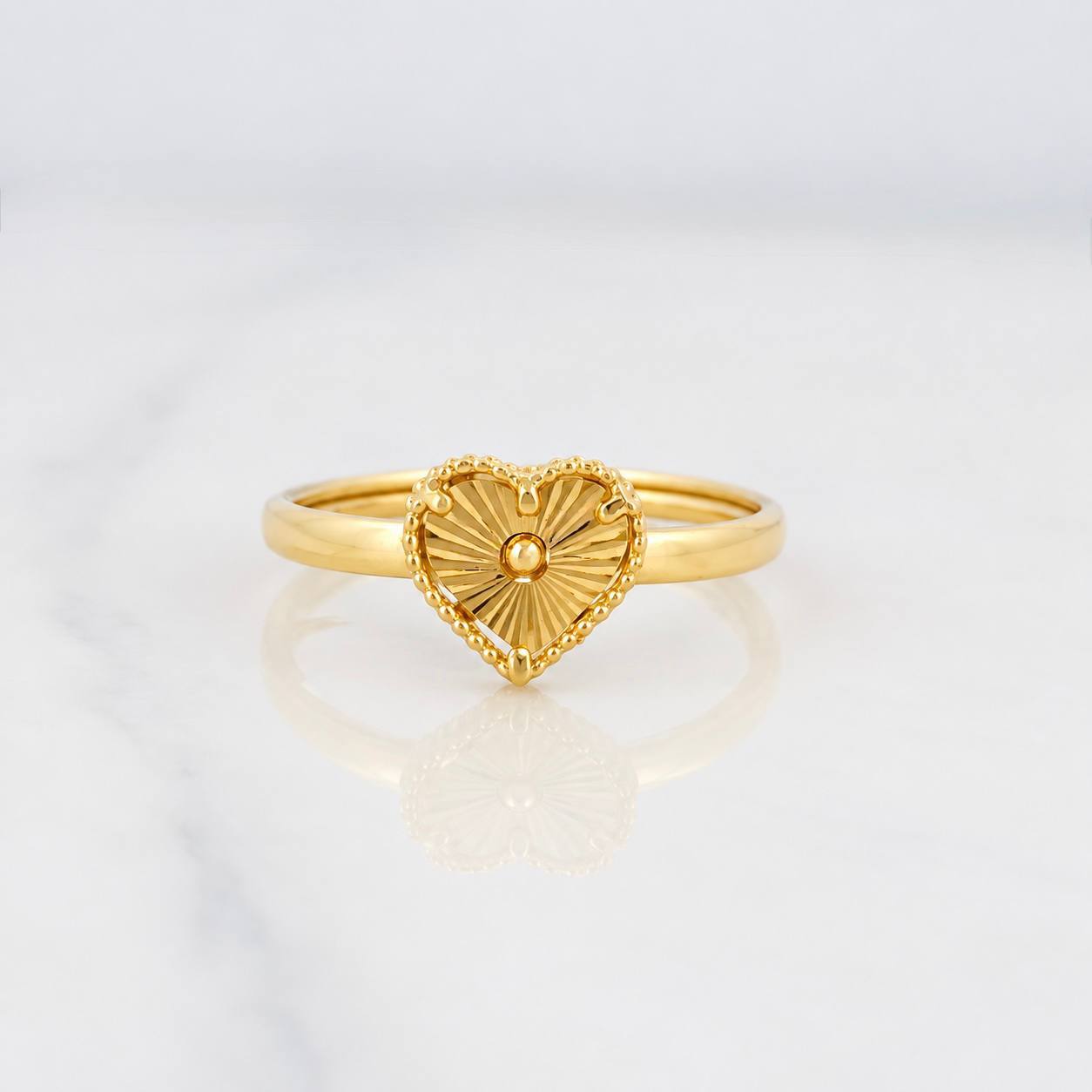 Anillo Corazón Diamantado 1g / T6 3/4 Oro Amarillo 18K