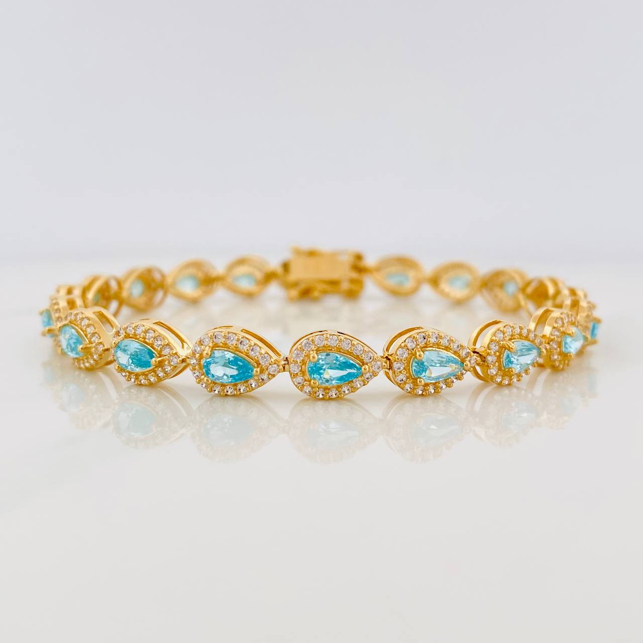 Pulso Halo Gotas 14.55g / 19.3cm / 6.24mm Oro Amarillo 18K