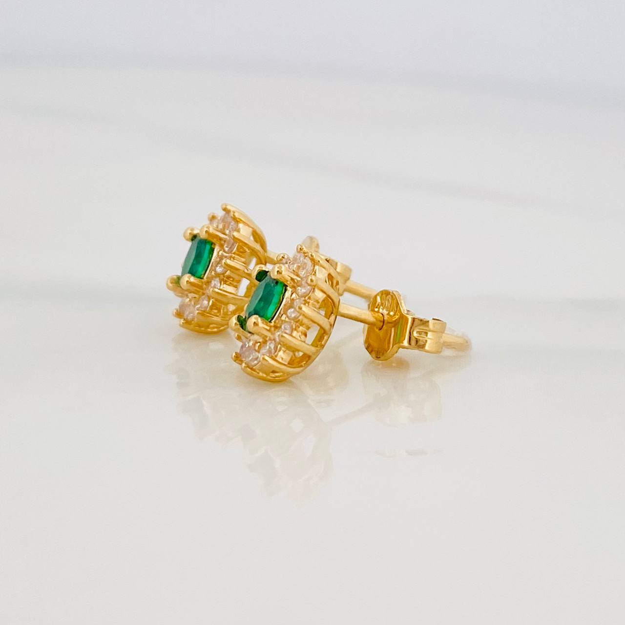 Topos Halo Circulo 2.25g / 8.2mm Oro Amarillo 18K