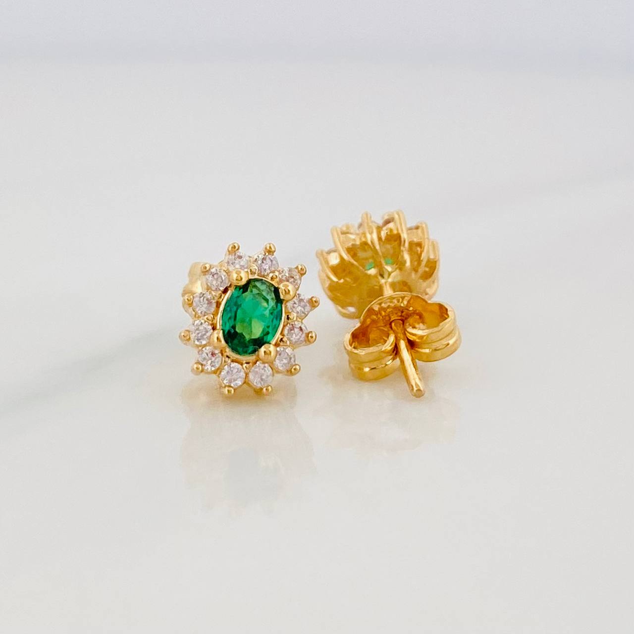 Topos Halo Circulo 2.25g / 8.2mm Oro Amarillo 18K