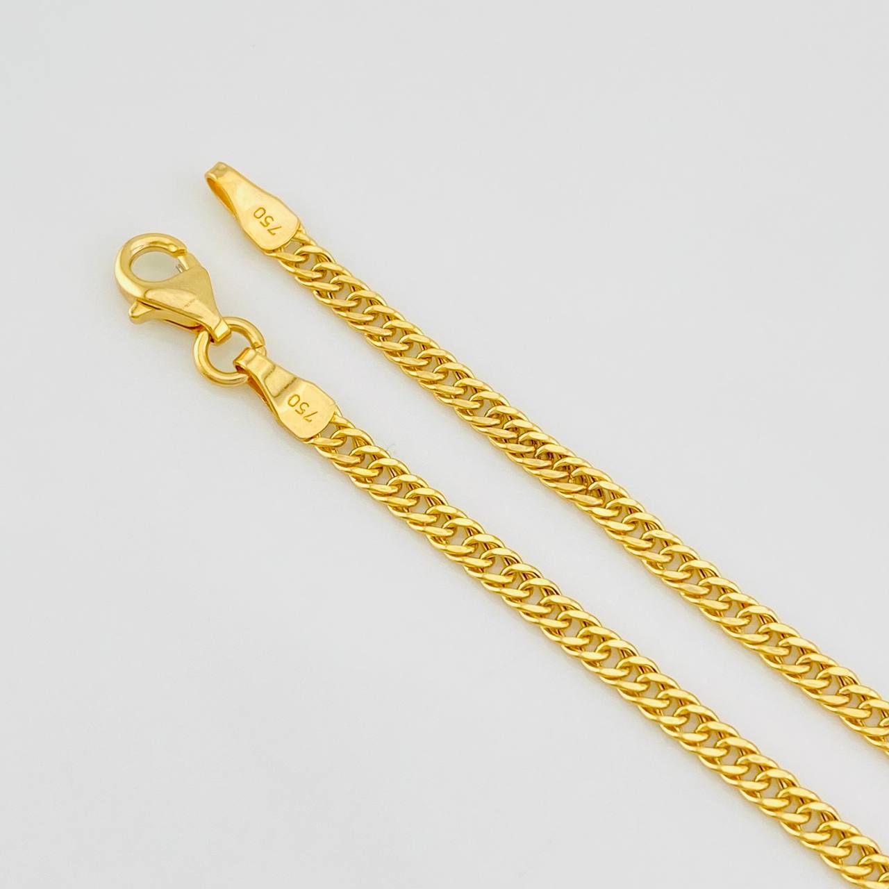 Pulso Cubano Tibetano 2.15g / 20cm / 2.6mm Oro Amarillo 18K