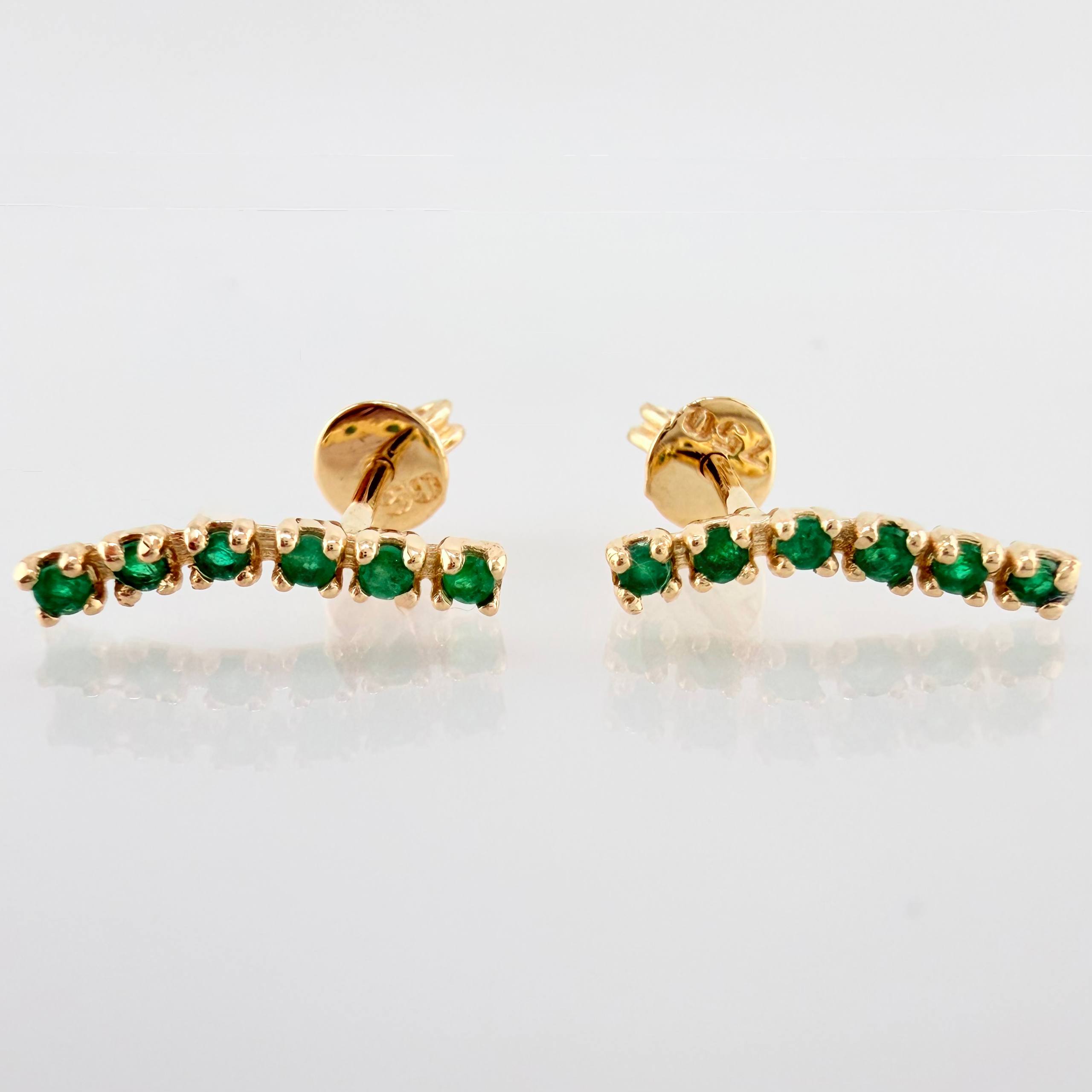 Topos Estella Curva Esmeraldas 19pts 1.4gr / 1.4cm / Oro Amarillo 18K *