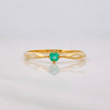 Anillo Solitario Esmeralda 8pts 1g / T7 Oro Amarillo 18K