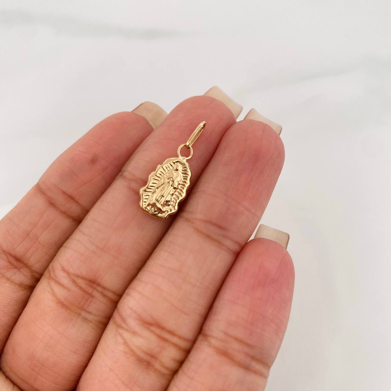 Dije Virgen De Guadalupe 0.65 g / 2.1 cm Oro Amarillo 18K