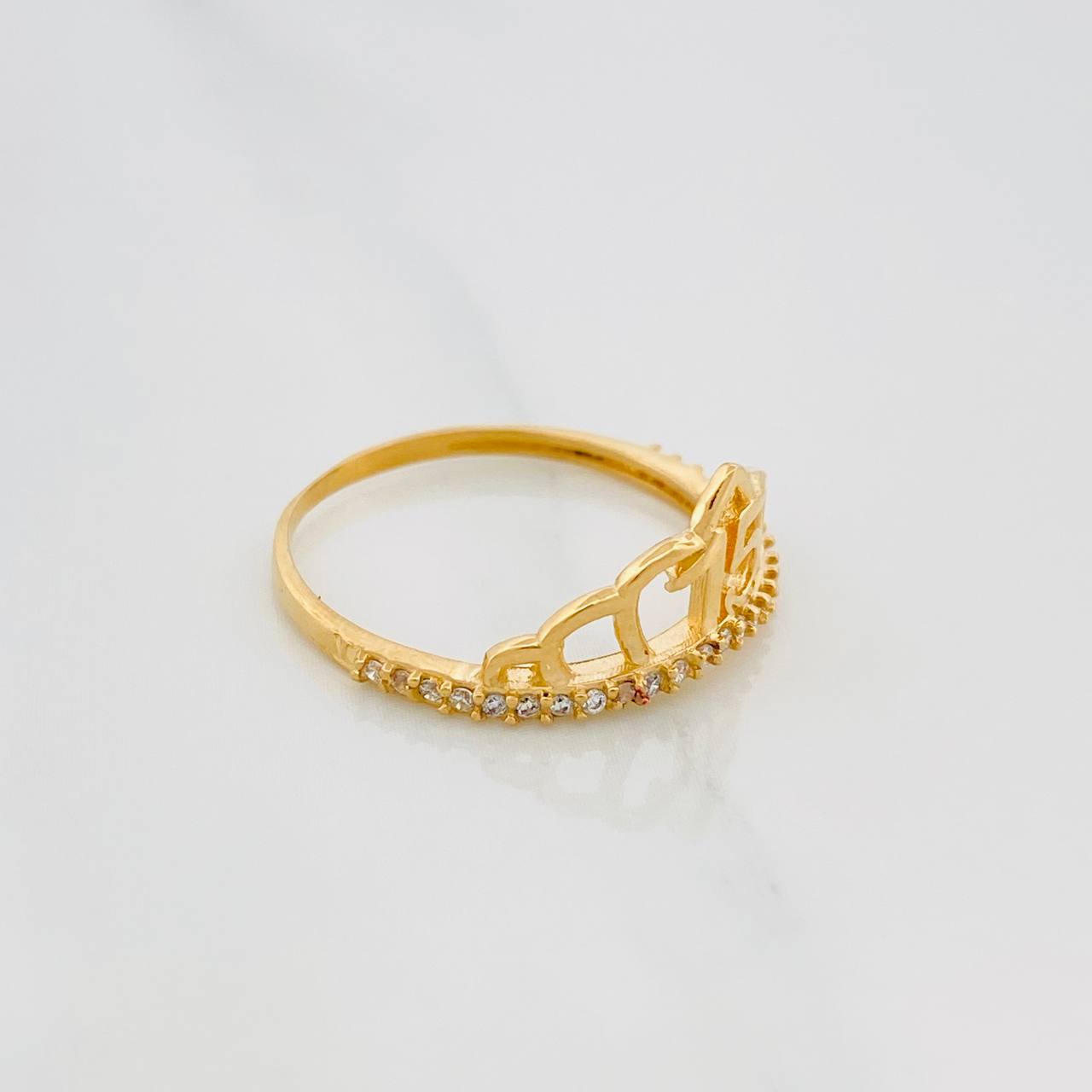 Anillo Corona 15´S 1.85 g / T7 Oro Amarillo 18K