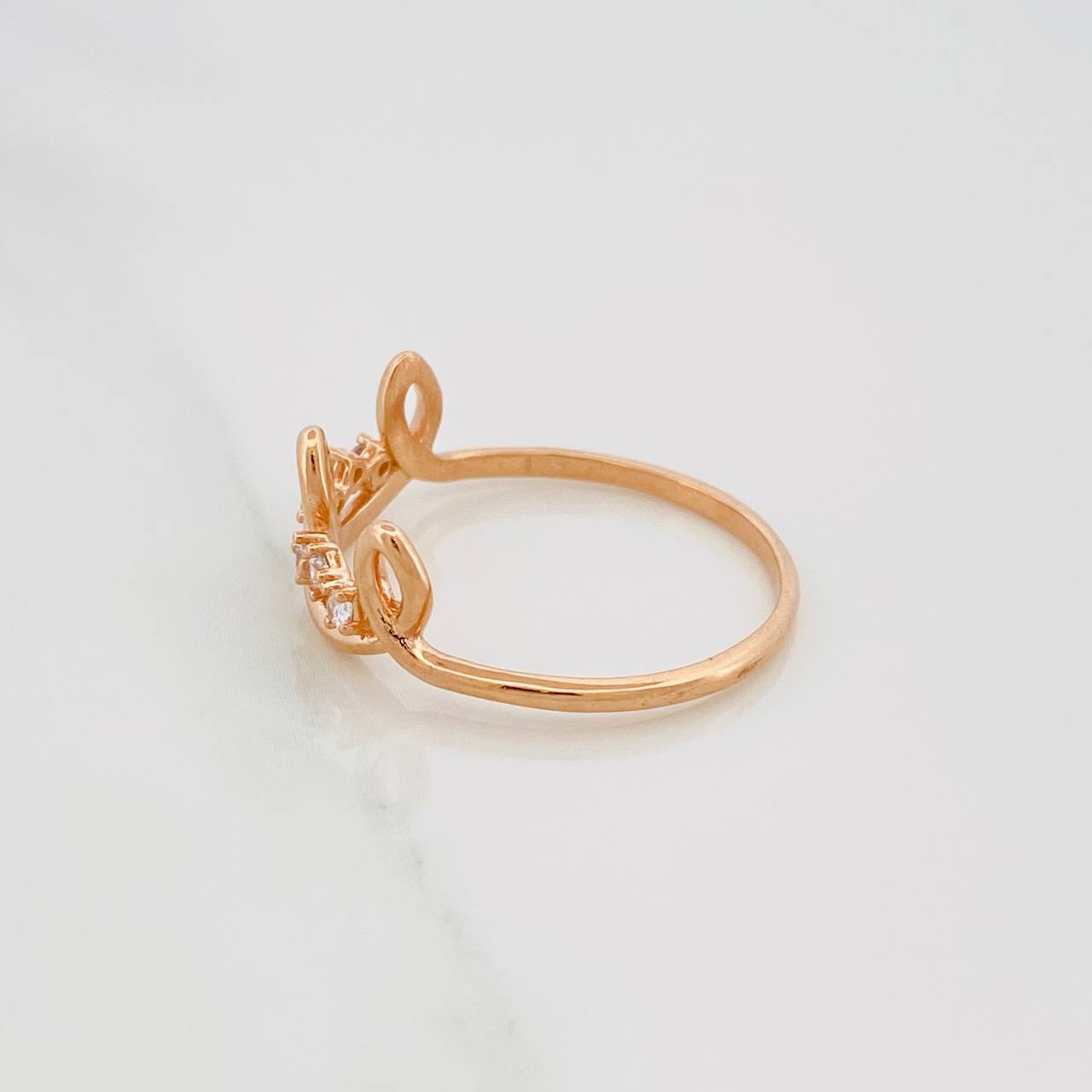 Anillo Corona Lineas Onduladas 1.8 g / T7 1/4 Oro Rosa 18K