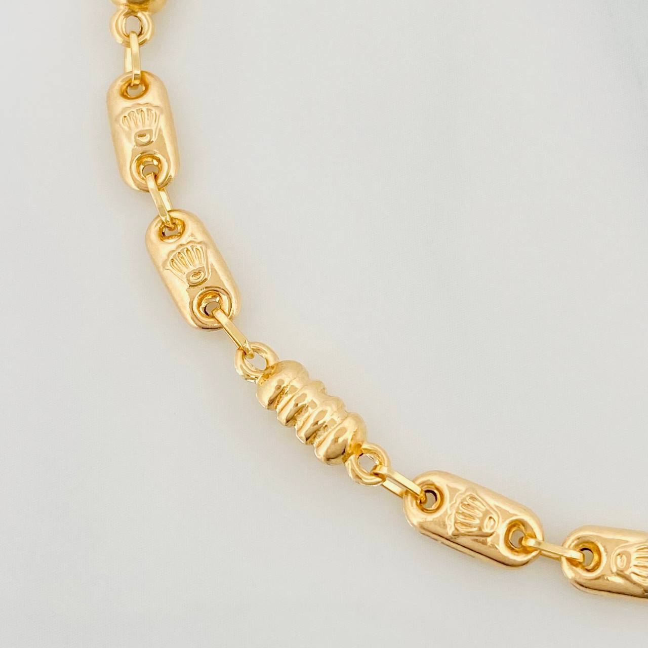 Pulso Rustico Corona 3.85 g / 18.2 cm / 4.29 mm Oro Amarillo 18K