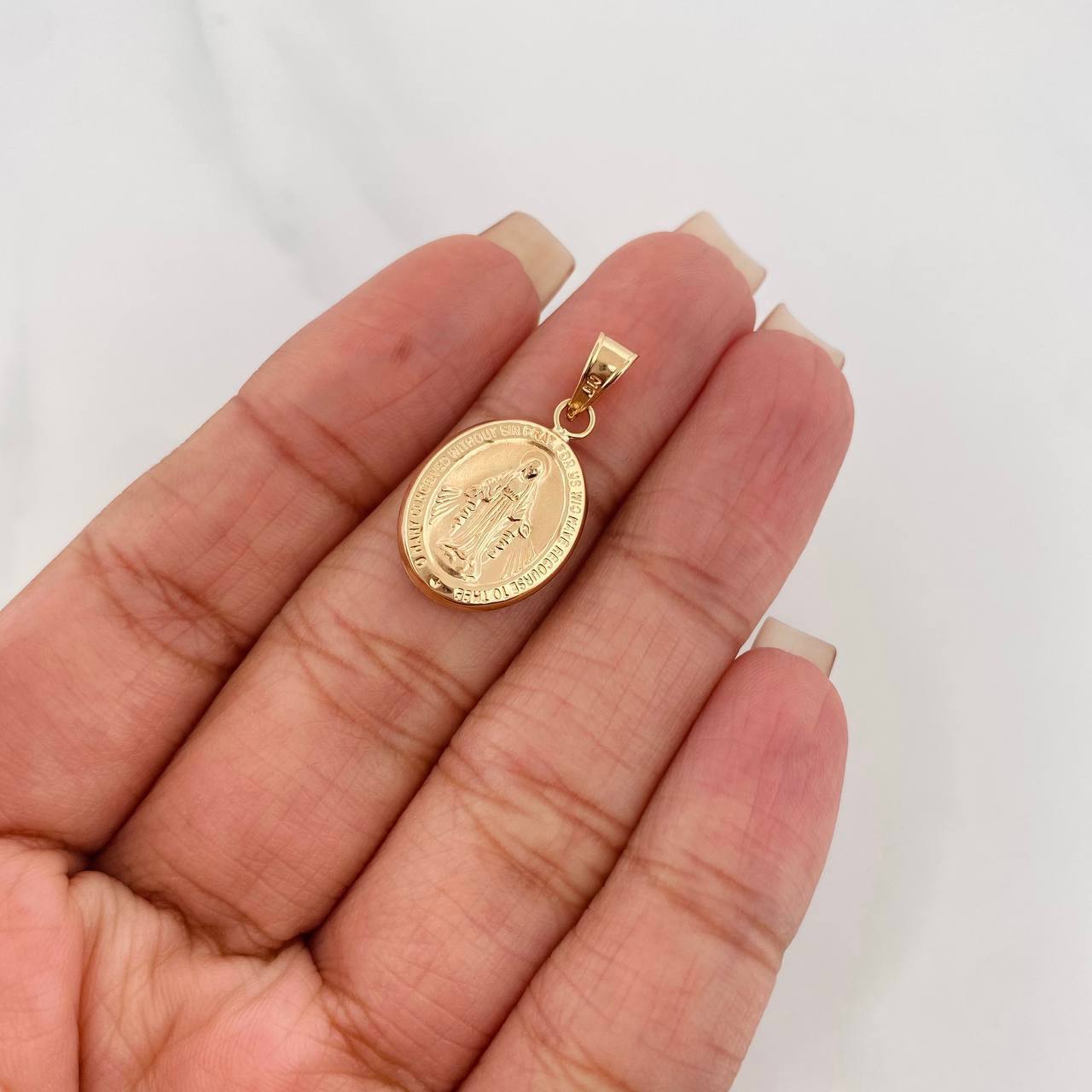 Dije Virgen De La Milagrosa 1.05 g / 2.05 cm Oro Amarillo 18K